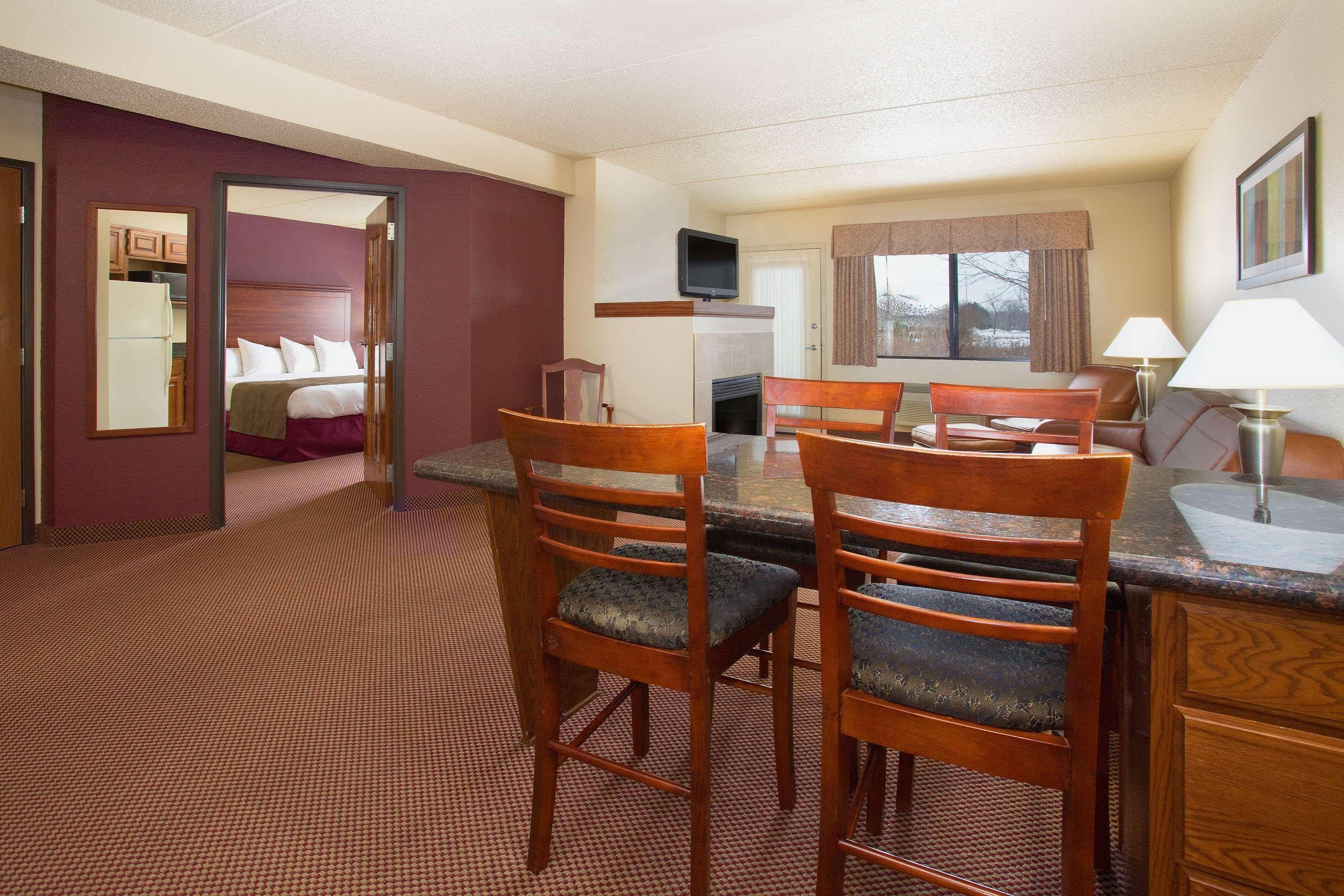 Americinn By Wyndham New London Esterno foto
