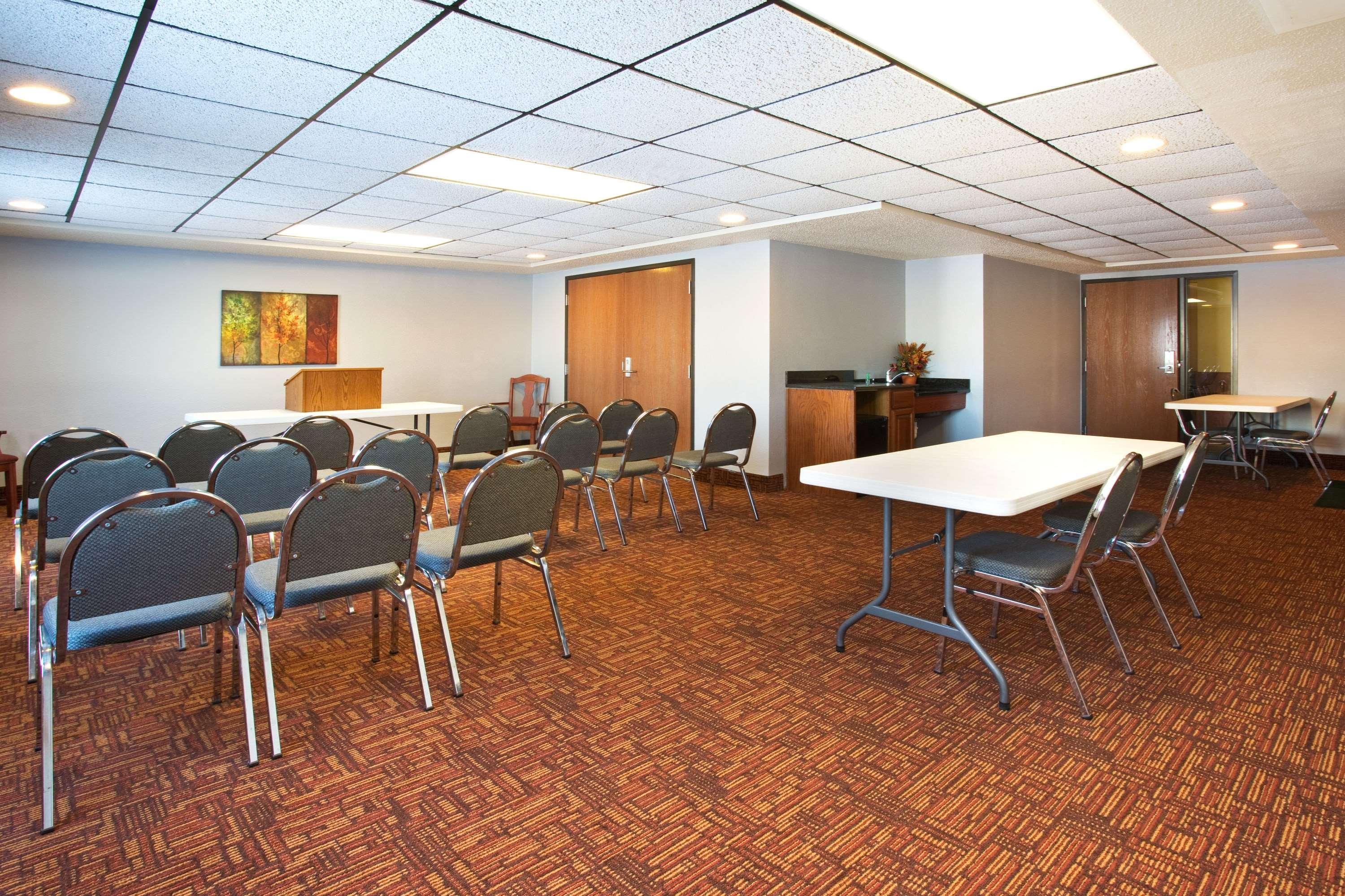 Americinn By Wyndham New London Esterno foto